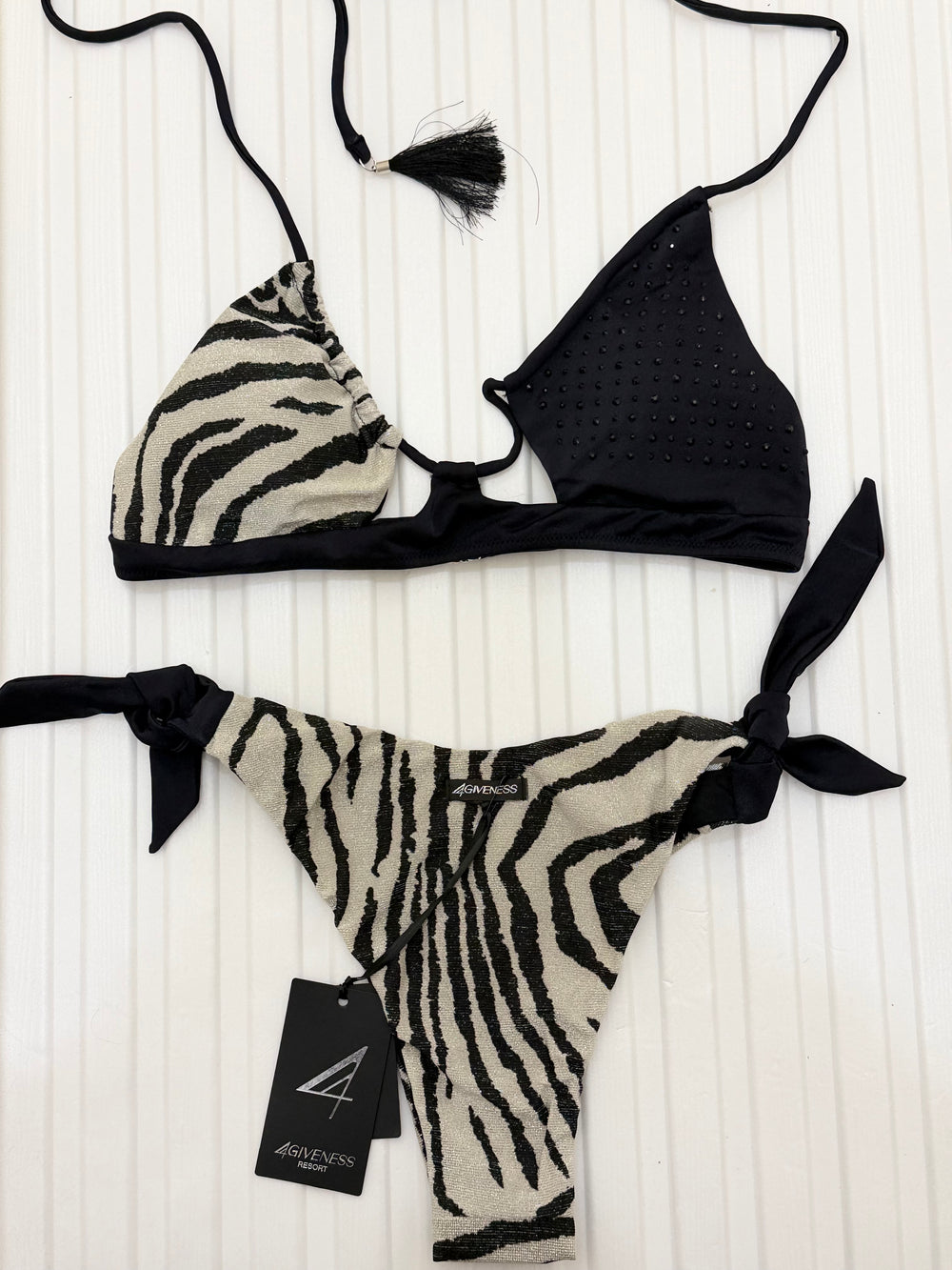 Bikini 4giveness