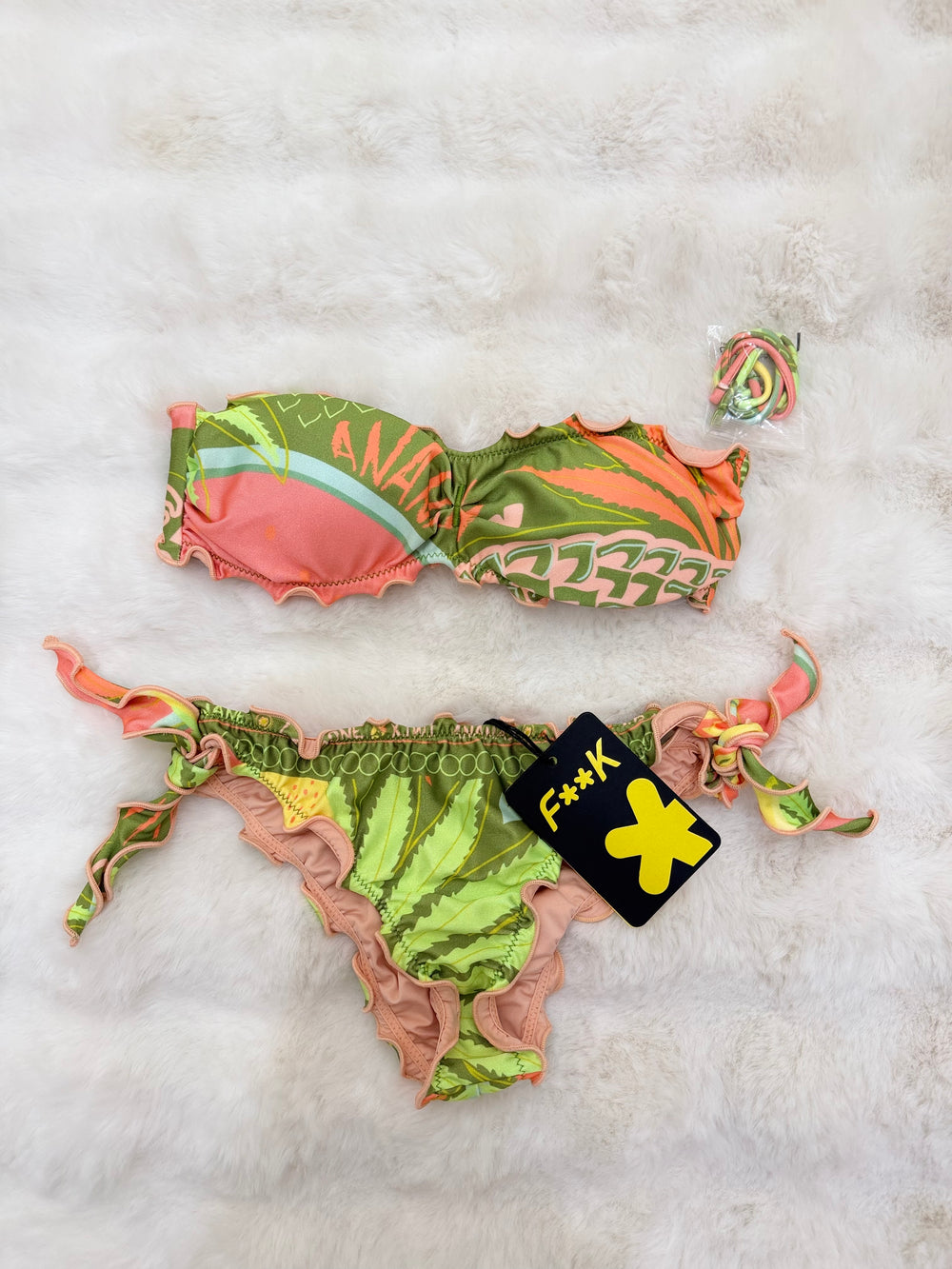 Bikini F**k