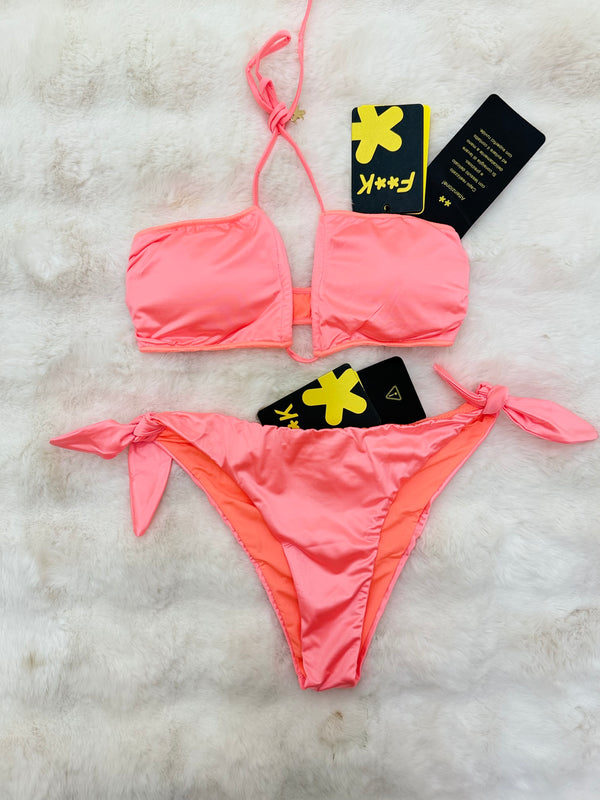 Bikini F**k