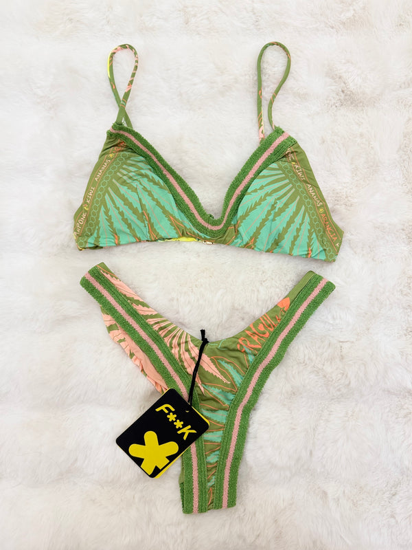 Bikini F**k