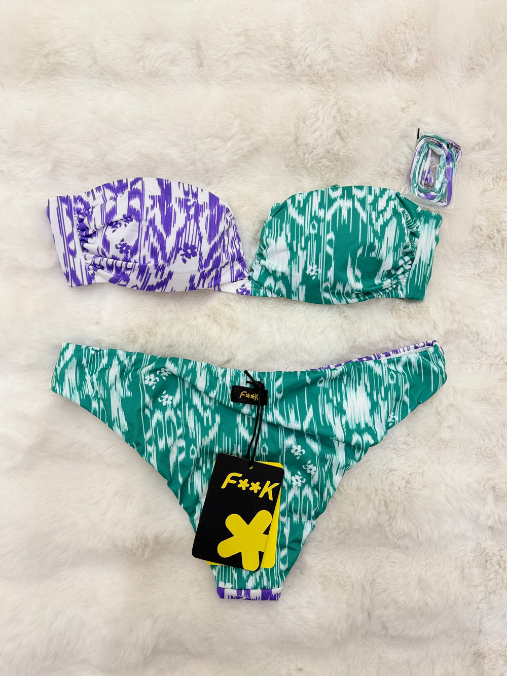 Bikini F**k