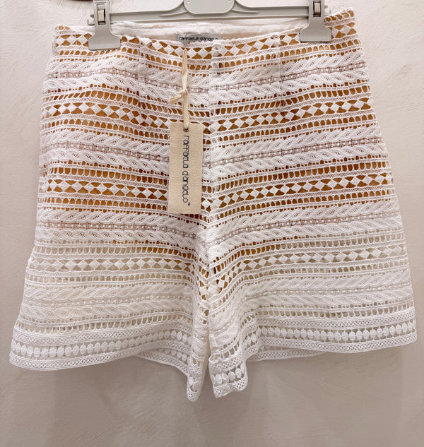 Shorts Raffaela D’Angelo