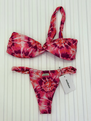 Bikini Matinée