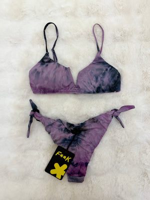 Bikini F**k