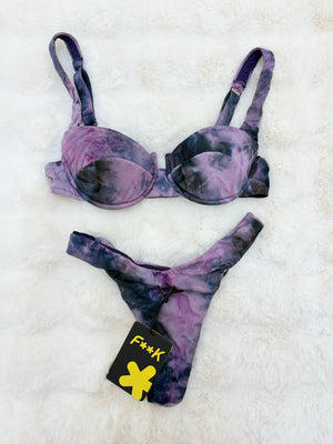 Bikini F**k
